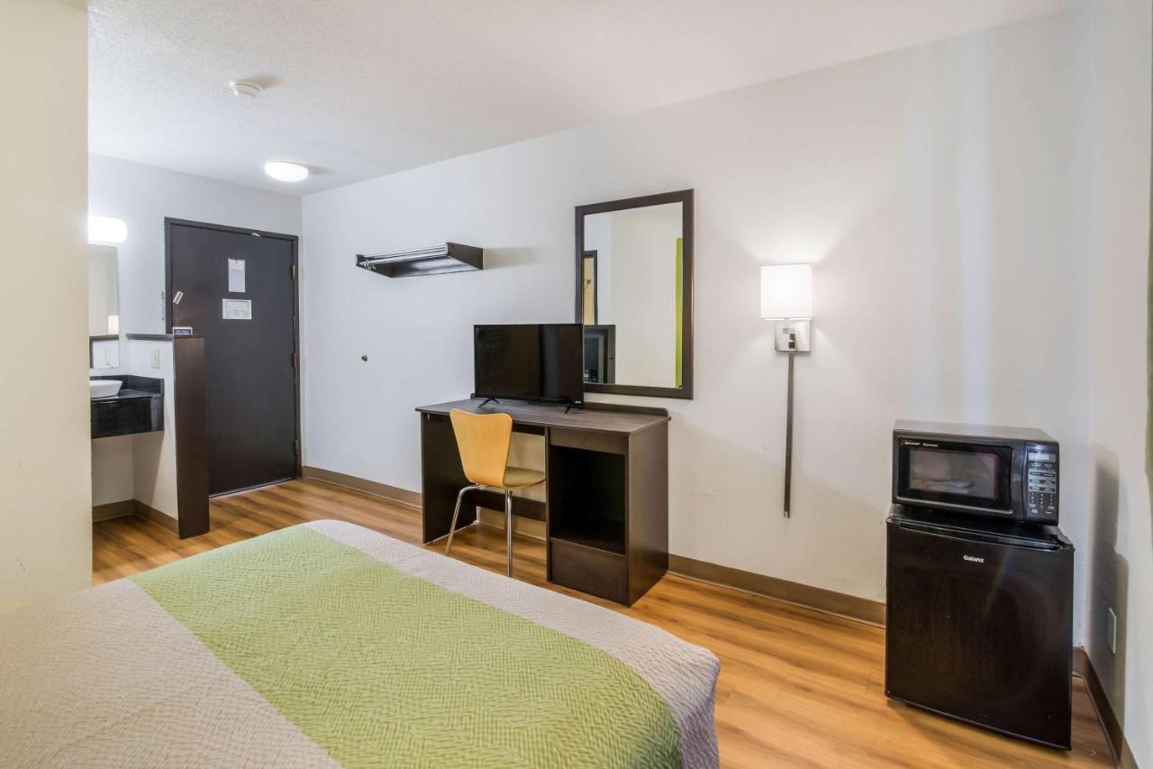 Motel 6-Fargo, Nd - South Екстер'єр фото